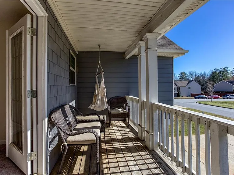 7999 Dawson Ln — Photo 3