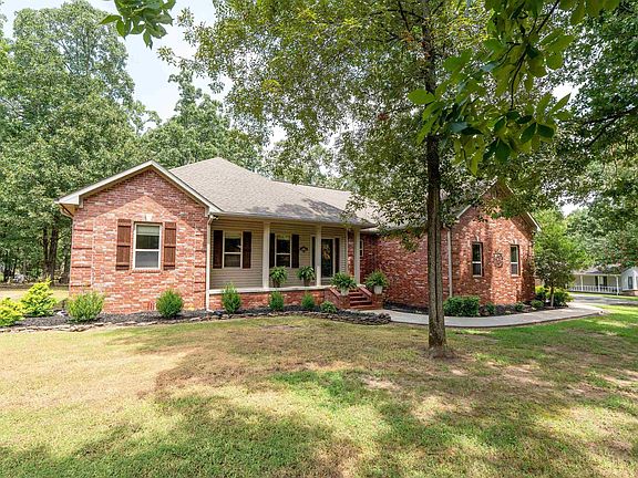 3rd image of 211 Natures Trail Dr