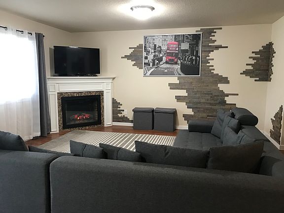 5th image of 7636 NE 62nd St