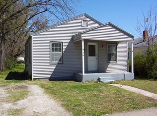 830 S Newton Ave, Springfield, MO 65806