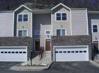 53 Stetson Pl #53, Danbury, CT 06810