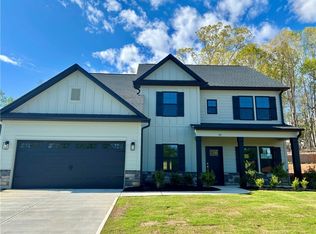 116 Shale Dr, Central, SC 29630