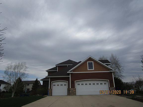 2nd image of 1880 Creekside Dr NE