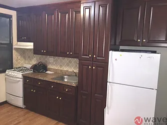 Rented by Wave Real Estate Group