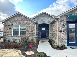 6604 SW Chalkstone Rd, Bentonville, AR 72713