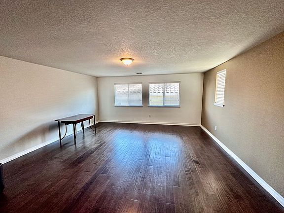 4th image of 18030 Camino Del Mar