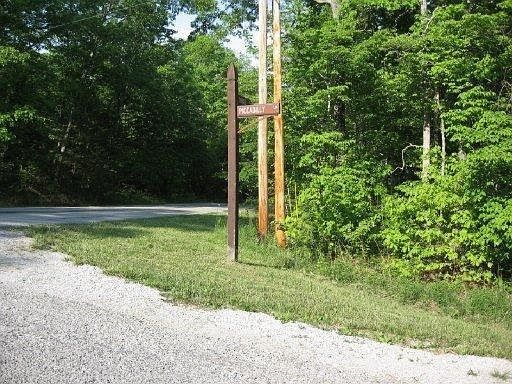 1st image of 168 Piccadilly Ln
