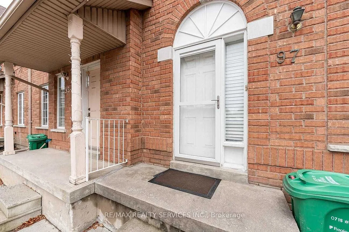 Building Photo - 35 Malta Ave #97
