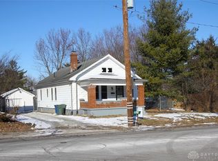 1807 E Siebenthaler Ave, Dayton, OH 45414
