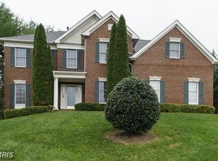 10871 Hunter Gate Way, Reston, VA 20194