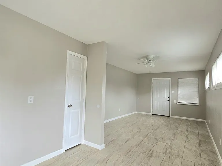 3843 Mount Pleasant St — Photo 18