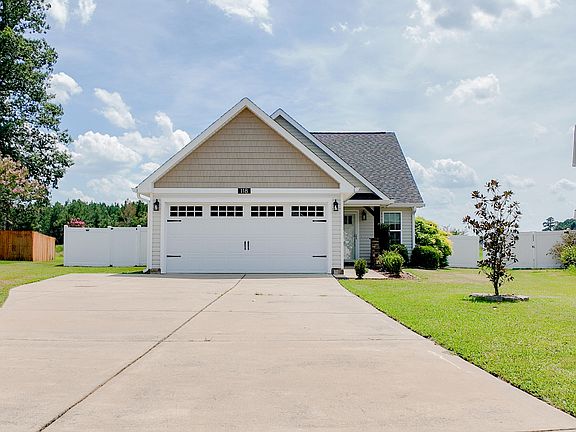 2nd image of 118 Cove Pl