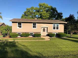 1236 N Grove Ave, Palatine, IL 60067