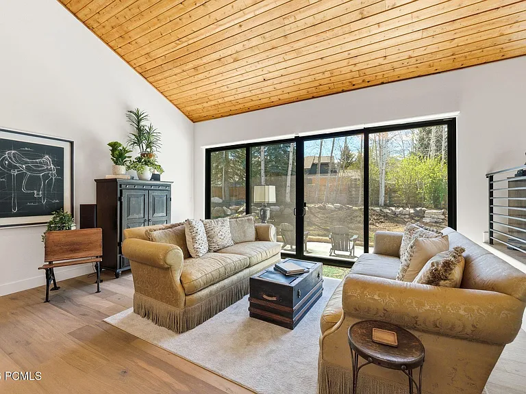 1503 Willow Loop — Photo 7