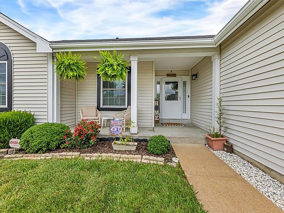 3rd image of 5804 Briarwood Terrace Ct