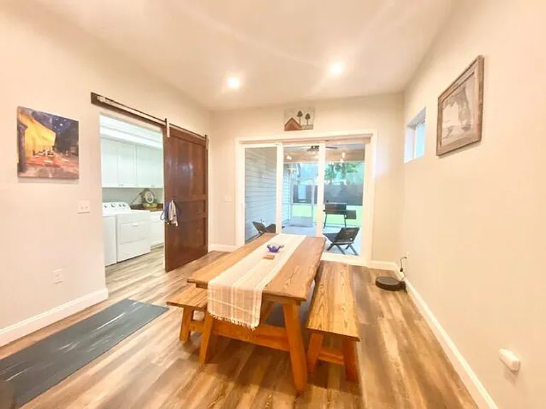 210 Pines St — Photo 8