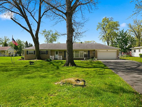 2nd image of 807 Ludwig Park Dr