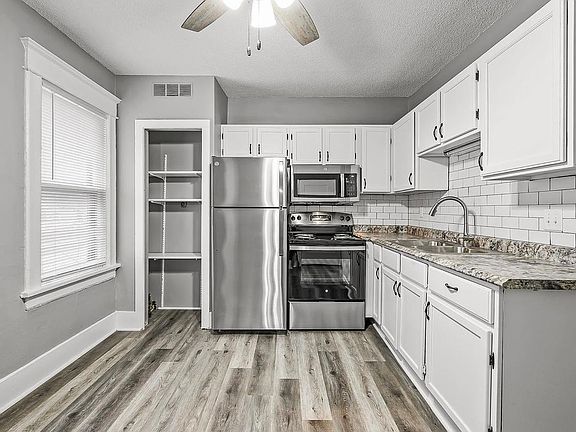 2nd image of 867 Hague Ave APT 2