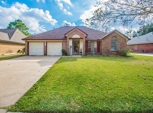1304 Heather Ln, Angleton, TX 77515