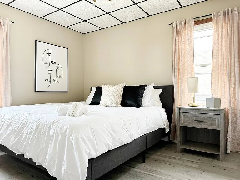 558 E Parkland Ave #558 — Photo 4