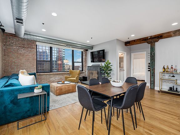 3rd image of 1118 W Fulton Market APT 403