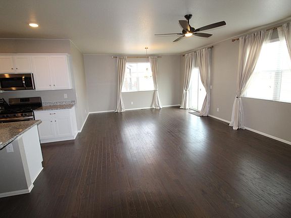 3rd image of 903 Birchdale Ct