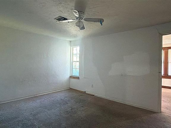 5th image of 1533 NW 32nd St