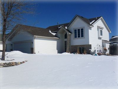 8706 Nevada Ave N, Brooklyn Park, MN, 55445