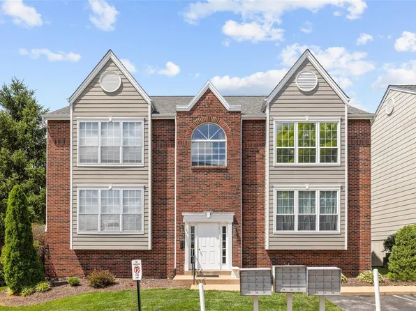 1103 Pocono Trl Unit B, Ballwin, MO 63021