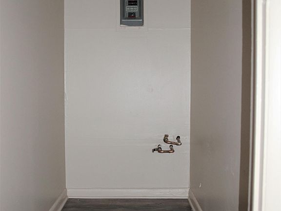 2nd image of 5003 Arbor Village Dr APT A15