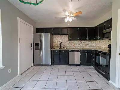 12865 Clarewood Dr — Photo 8