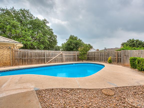 2nd image of 3709 Inglewood Dr