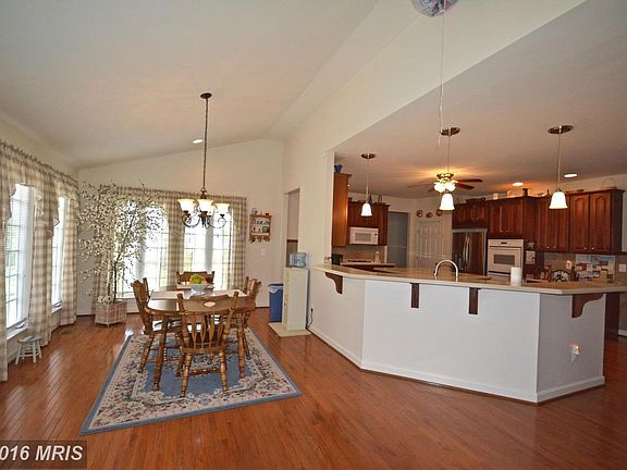 5th image of 12898 Darnick Ct