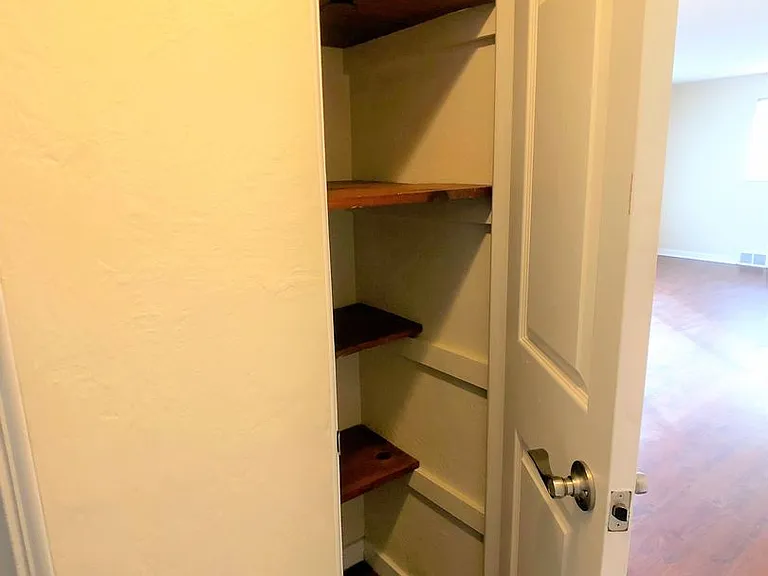Beaufort Court — Photo 11
