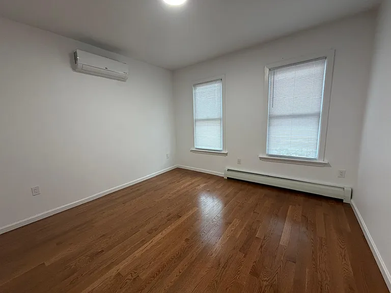 49 Mercer St #1 — Photo 8