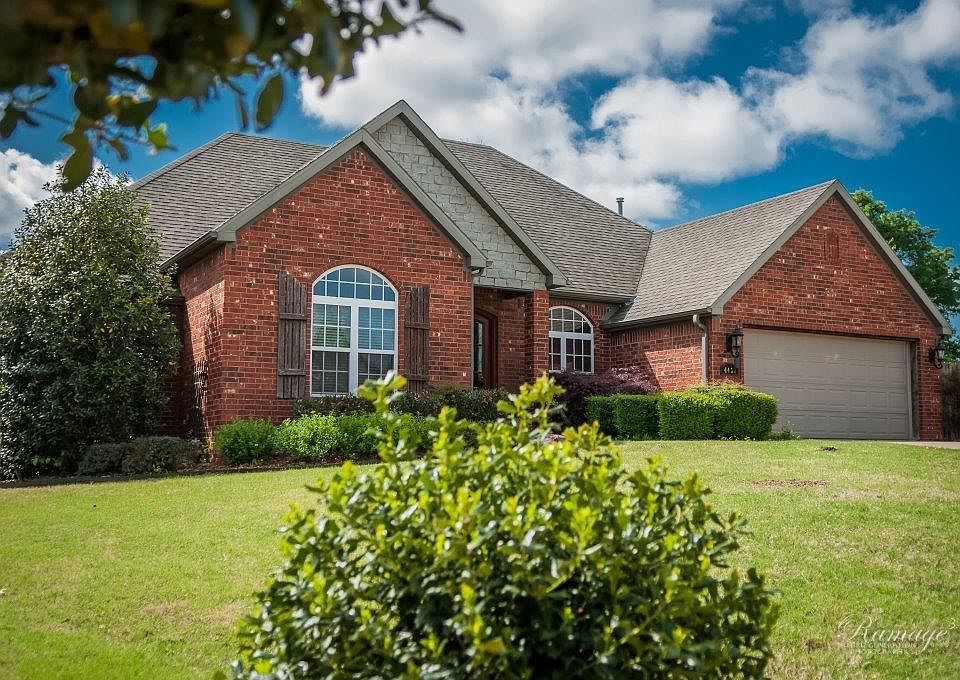 1st image of 4437 W Collins Cir