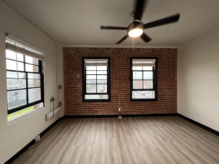 Kipling Apartments — Photo 7