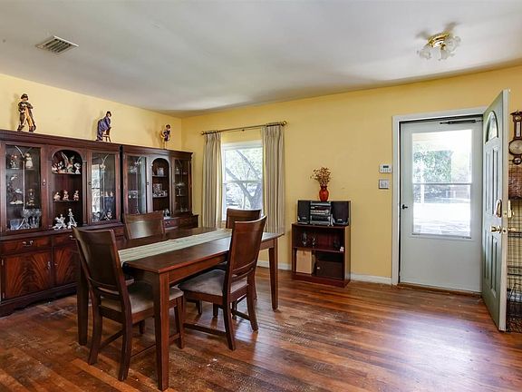 4th image of 12 San Carlos Ave