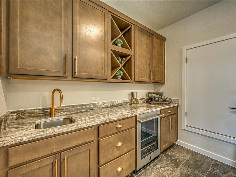 228 John Webster St — Photo 21