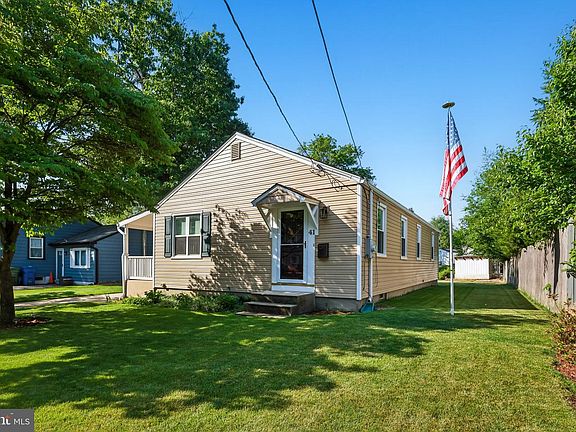 4th image of 41 Edison Rd