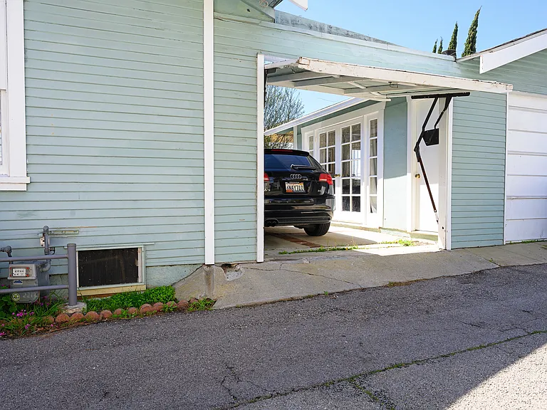 2213 Arizona Ave — Photo 26