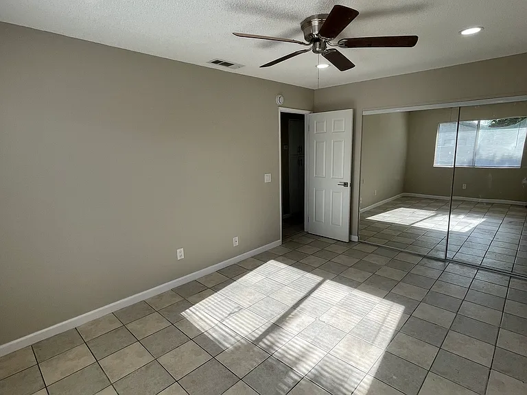 32150 Aurora Vista Rd #B — Photo 14
