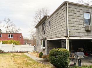 45 Pamela Ln, Valhalla, NY 10595