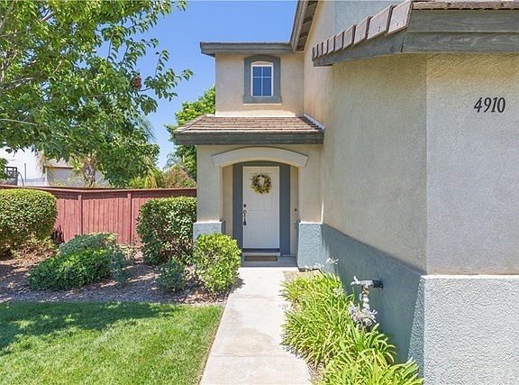 5th image of 4910 Thistle Creek Way