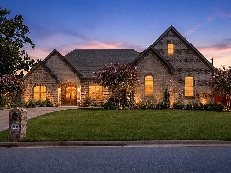 1st image of 9956 Hickory Heights Dr