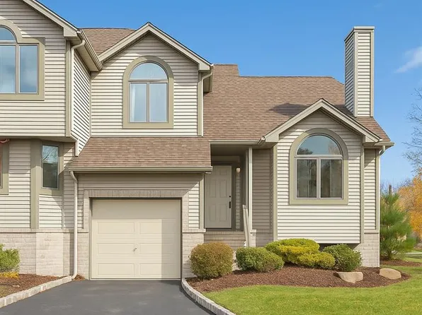 501 Elm Ct #T089, Norwood, NJ 07648