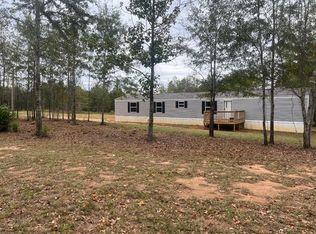 425 Adams Ln, Highland Home, AL 36041