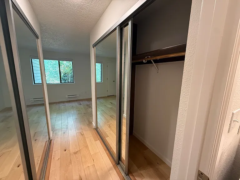 11 Crestfield Ct — Photo 12