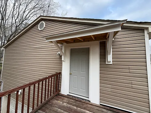 704 Patriot Ln Photo 1