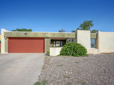 5229 College St NW, Albuquerque, NM, 87120